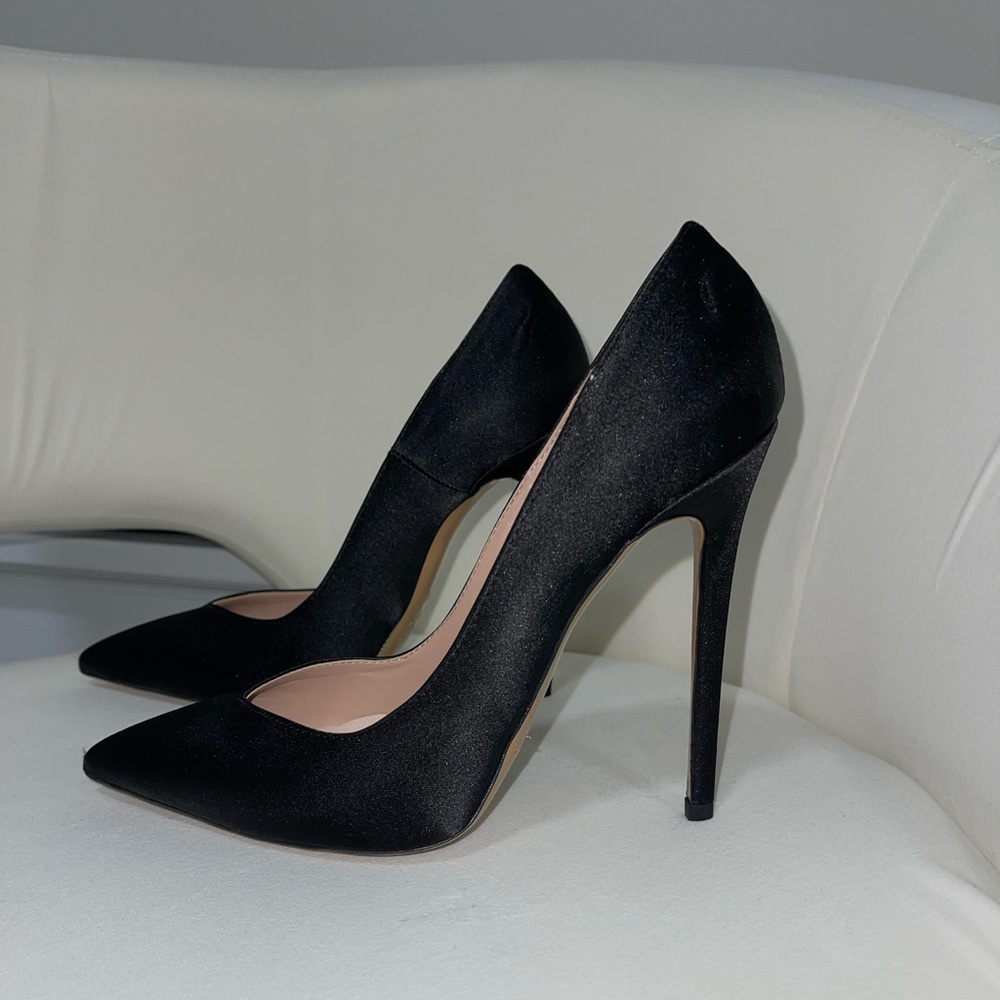 Identita ISABELLE BLACK SATIN size 39 / 120mm/4,8 in heels